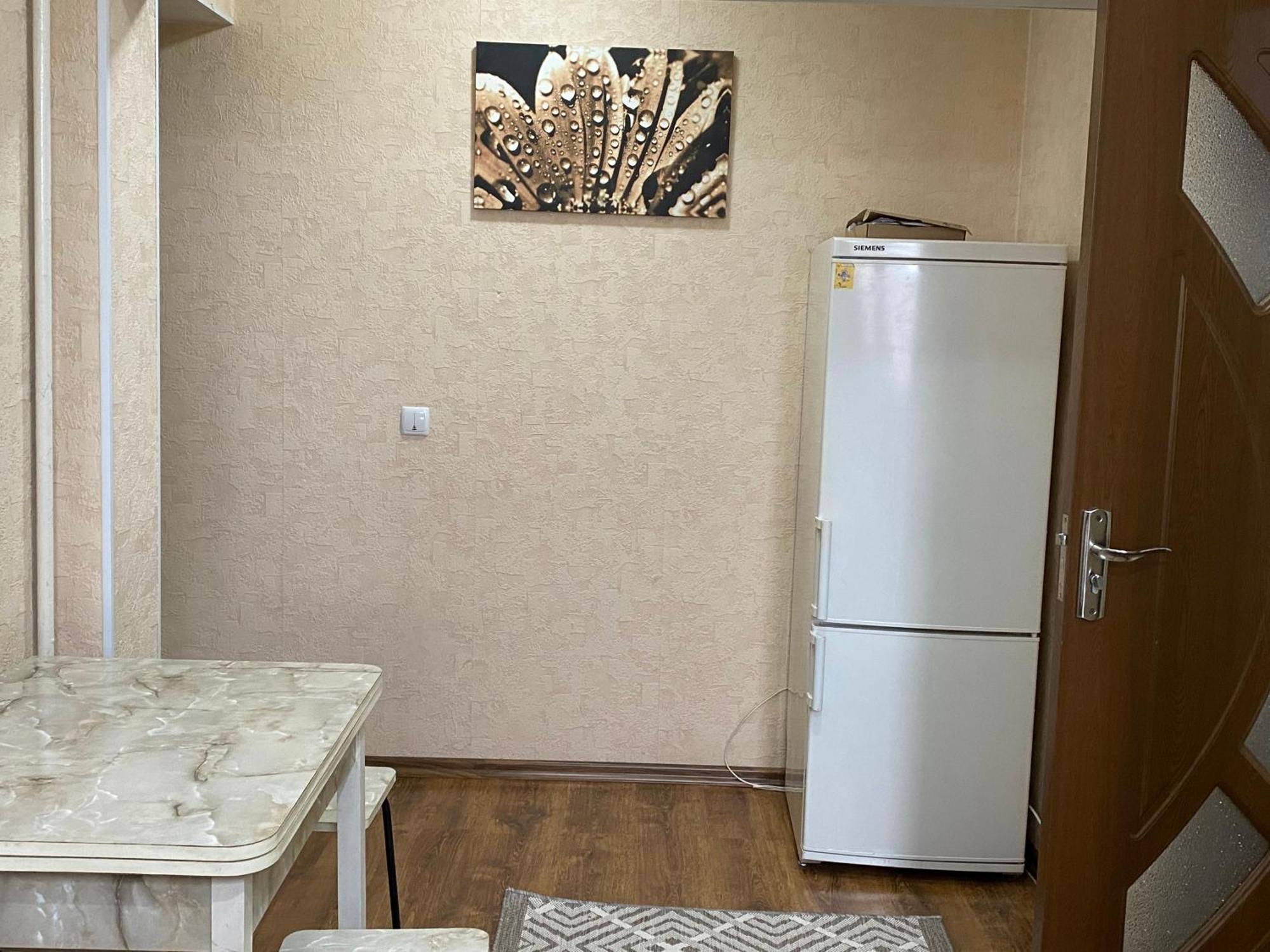 Просторная Квартира В Центре 키시나우 외부 사진